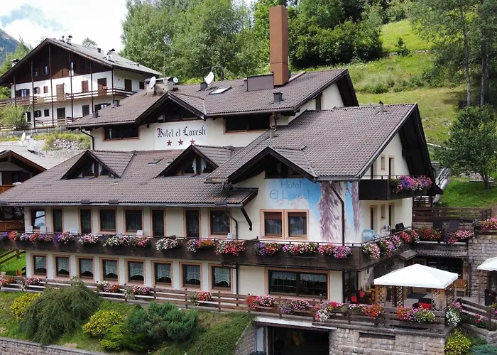 El LareshAlbergo